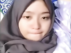 Cewek jilbab crowd binal menggoda. ( Full Video : XXX porn za.uy/JEO8Z )