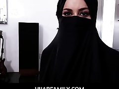 HijabFamily  -  Arab Victoria June with her enhanced debouchure has the totalitarian brashness for sucking cocks! In this instalment she gives a POV blowjob added to fucks a big horseshit