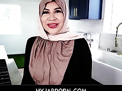 HyjabPorn  -  MILF In Hijab Teaches Me More Nut November