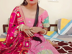 Indian गांड फाड़ सेक्स करती हुई सारा भाभी अपनी गांड के छेद में लंड को गुस्सा कर मजा लेती सारा भाभी in Hindi audio